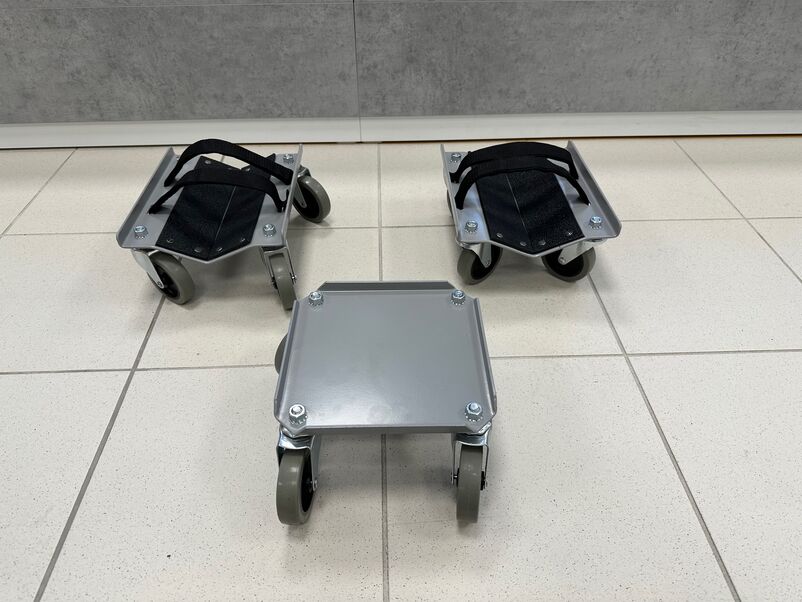 Sno-X Pro mootorkelgu transpordirattad