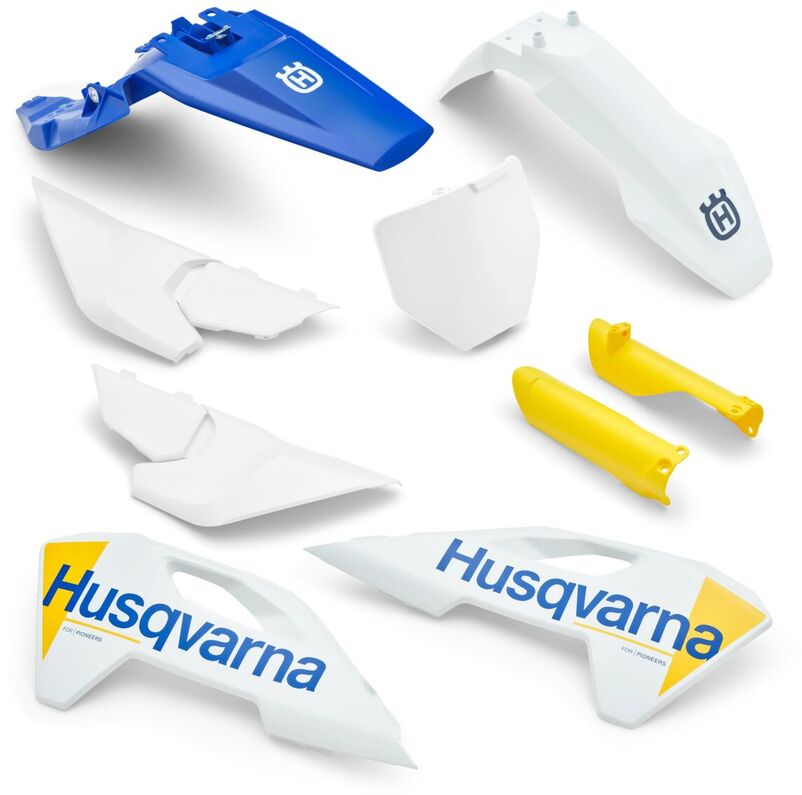 Plastic parts kit