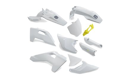 Plastic parts kit