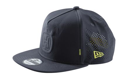Logo Cap Dark